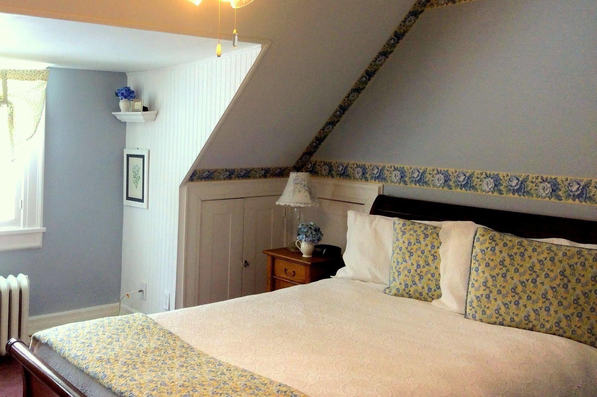 Four Chimneys Inn Bennington Buitenkant foto